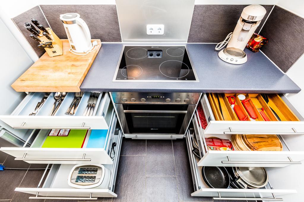 Messewohnung Buchforst Keulen Kamer foto